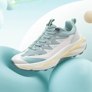 Men's Non-slip Wear-resistant Mountaineering Outdoor Sneakers