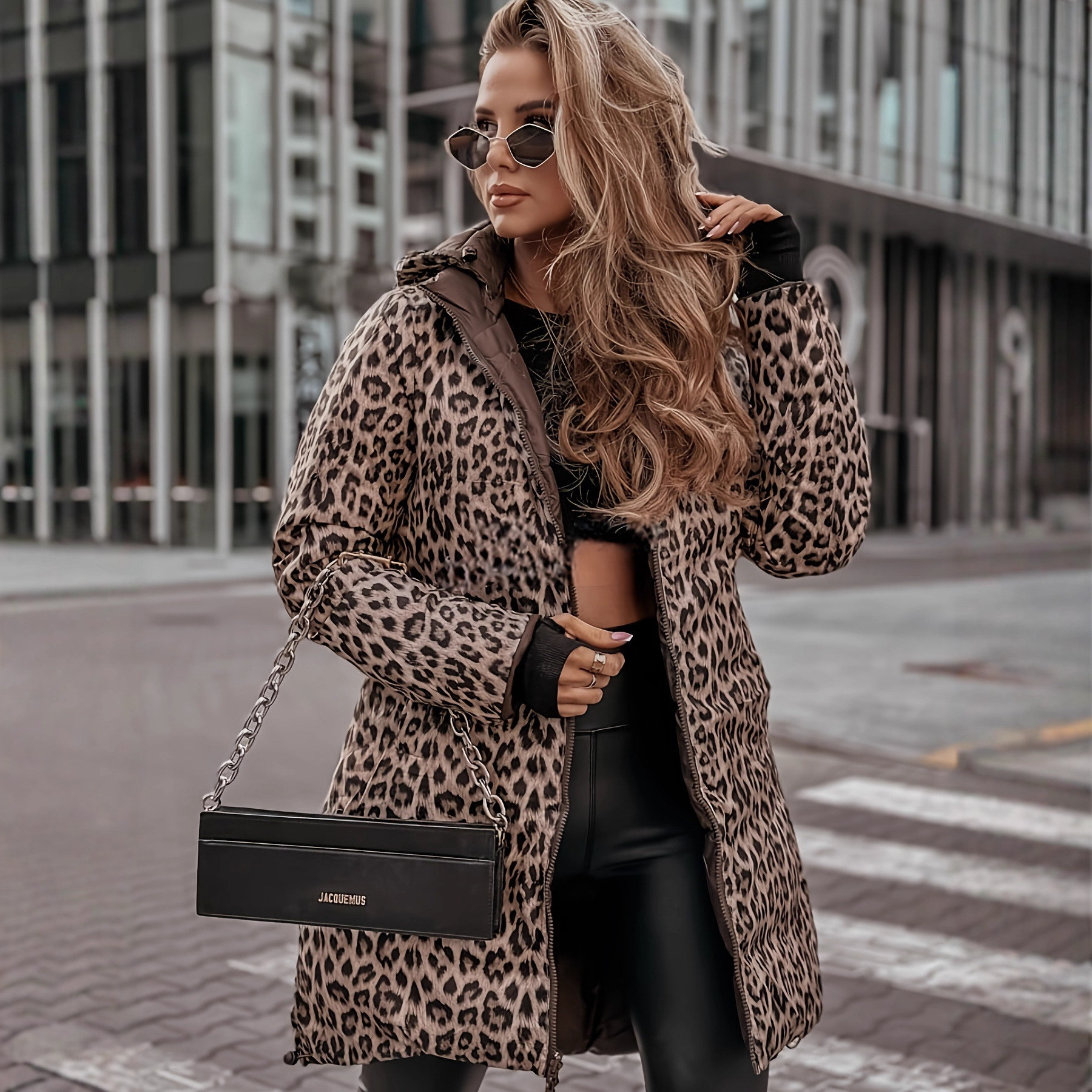 Over-the-knee Cotton-padded Coat With Leopard Print Stylish Outerwear In A Domineering Lady Style - Image 4